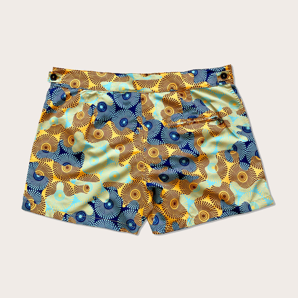 Men's Short-Length Tailored Swim short in Ile Camo Ochre Print